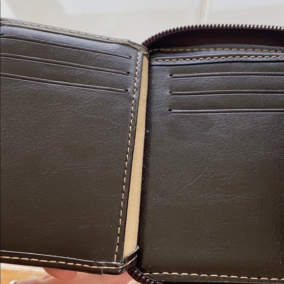 Juicy Couture Brown Velour Zip Wallet - Picture 8 of 8